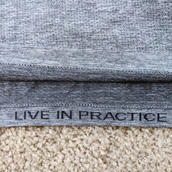 Lululemon Metal Vent Tech Polo Shirt Men's Medium - Picture 7 of 11